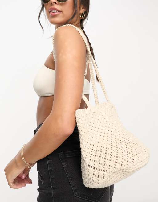 Accessorize knit bucket bag in cream