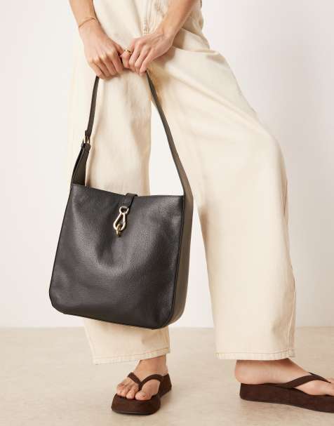 Accessorize leather shoulder bag in black - view 1