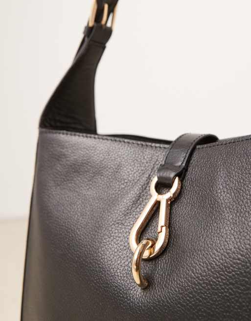 Accessorize leather shoulder bag in black