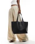 Accessorize leather tote bag in black