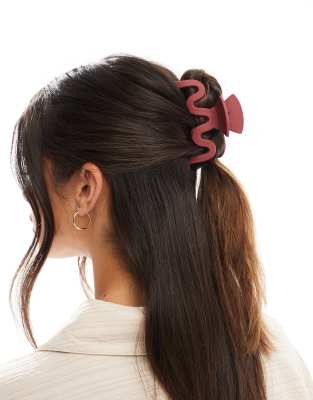 Accessorize – Matte Haarklammer in beerenrotem Zickzack-Design