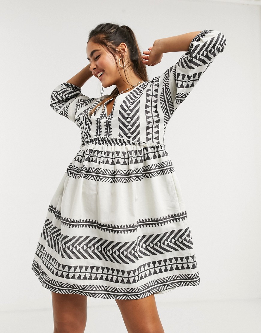 Accessorize mini smock beach dress in white and black aztec pattern-Multi