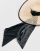 Thumbnail 3 van 3