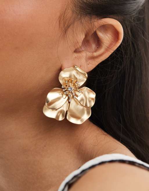 Accessorize - Orecchini a bottone appariscenti tonalità oro spazzolato a forma di fiore