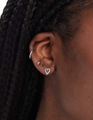 Accessorize - Orecchini a bottone in argento sterling con motivo cut-out a forma di cuore
