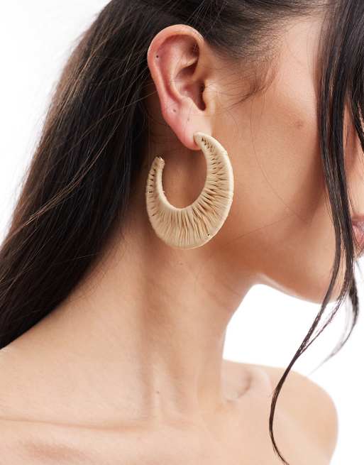 Accessorize - Orecchini a cerchio in rafia colore naturale