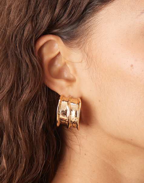 Accessorize - Orecchini a cerchio tonalità oro ampi con design a onde - view 1