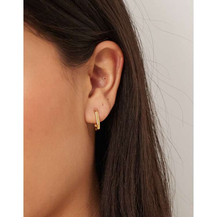Accessorize pack of 2 Z rectangular hoop earrings in gold plated