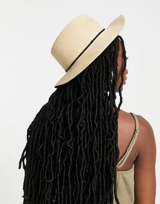 Accessorize packable panama hat in natural straw