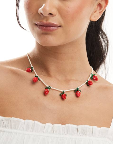 Accessorize – Perlenkette mit perlenbesetzten Erdbeeranhängern in Rot - view 1