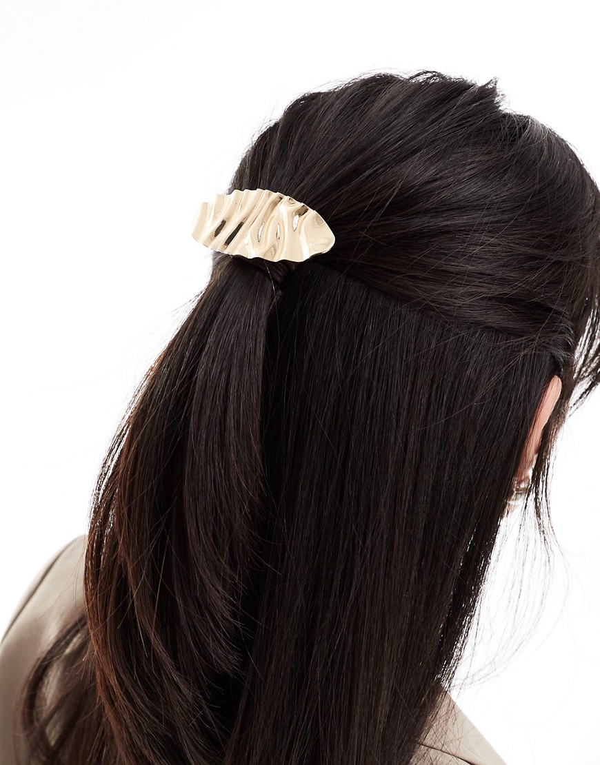 Accessorize pleated barrette in brushed gold