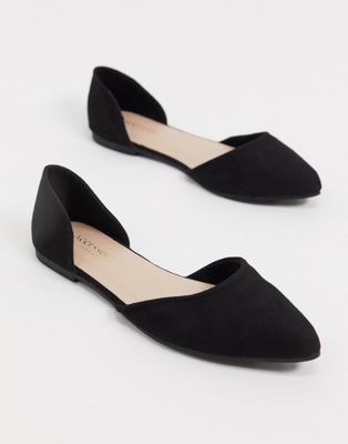 black pointed flat shoes