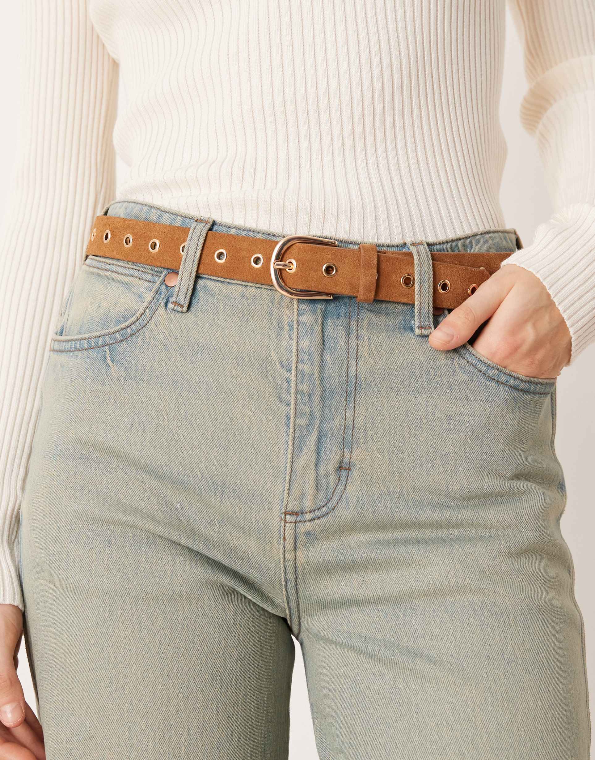 accessorize premium grommets belt in brown