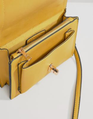 accessorize yellow bag