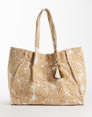 Accessorize raffia palm print beach tote bag