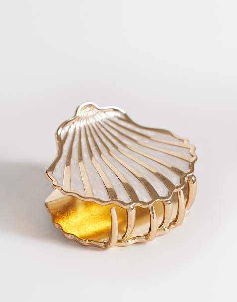 Accessorize resin shell hair claw clip in gold - view 1