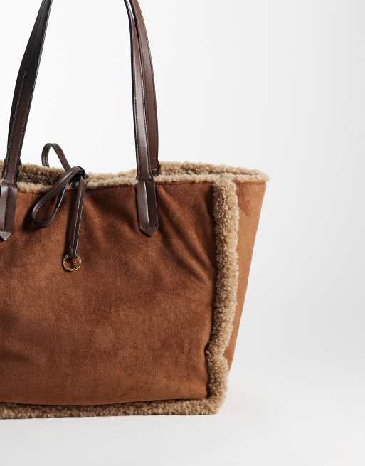 Accessorize reversible shearling tote in cream and tan, 4 of 4