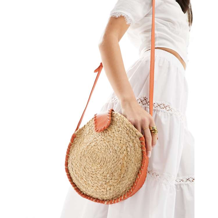 Round straw deals bag