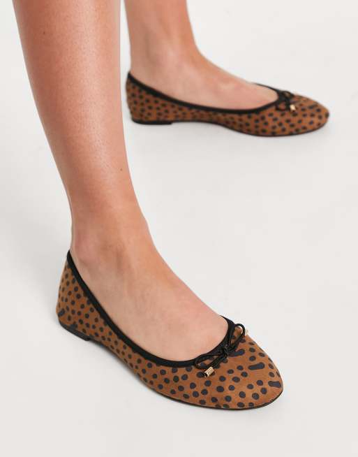 Accessorize round toe bow ballet flats in leopard