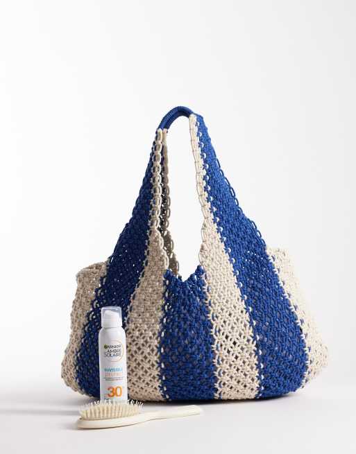 Accessorize – Schultertasche im Makramee-Design mit maritimem Streifenmuster in Blau und Beige, 2 von 4