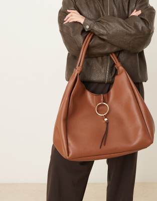Accessorize - Schultertasche in Braun mit großer Ringverzierung-Brown