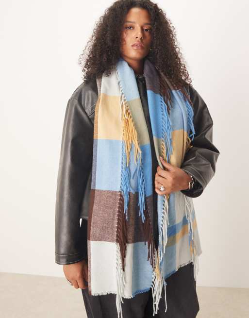 Accessorize - Sciarpa blu e crema a quadri stile coperta con frange, 3 di 3