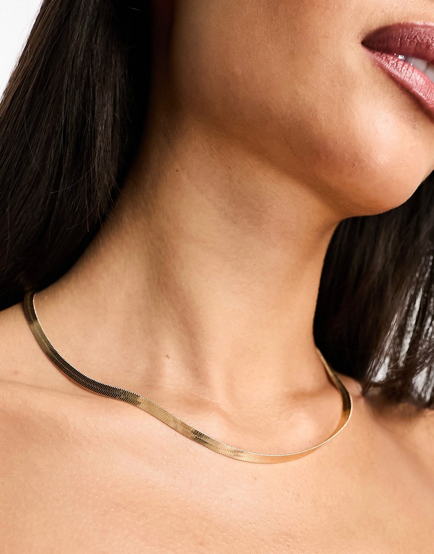 Accessorize snake chain necklace in gold