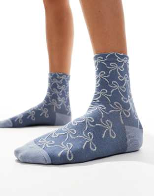 Accessorize - Socken in Blau mit Schleifenmuster-Rosa