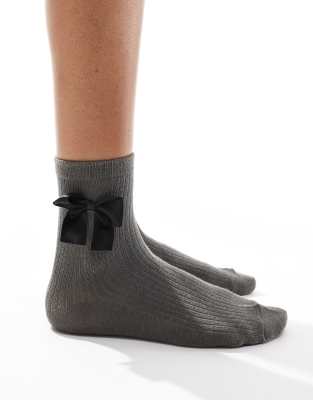 Accessorize - Socken in Grau mit Schleife