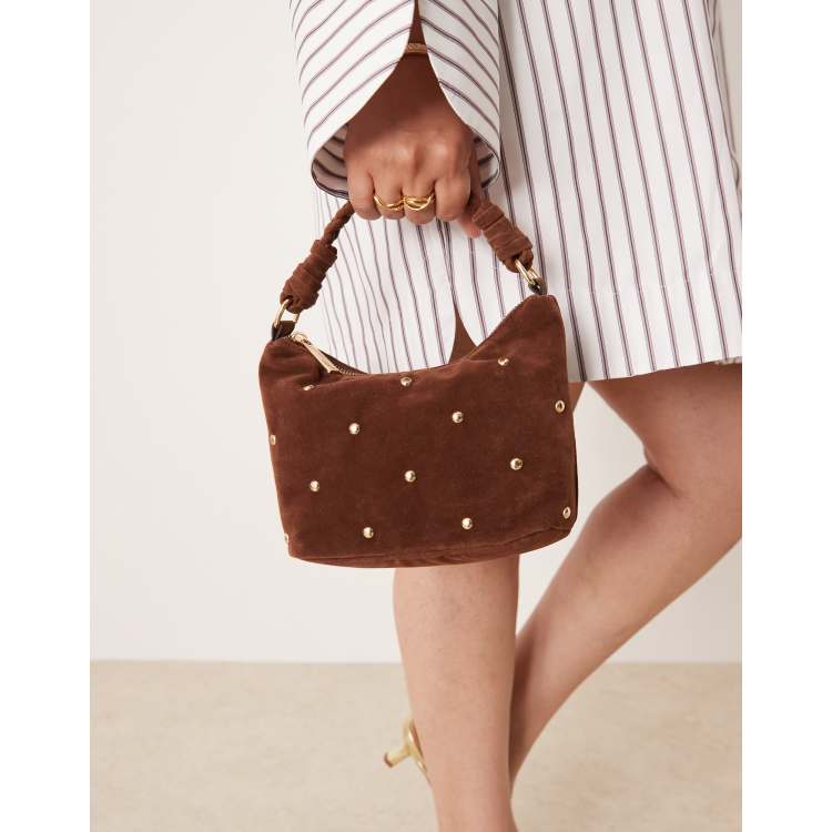 208131996-1-brown?$n_750w$&wid
