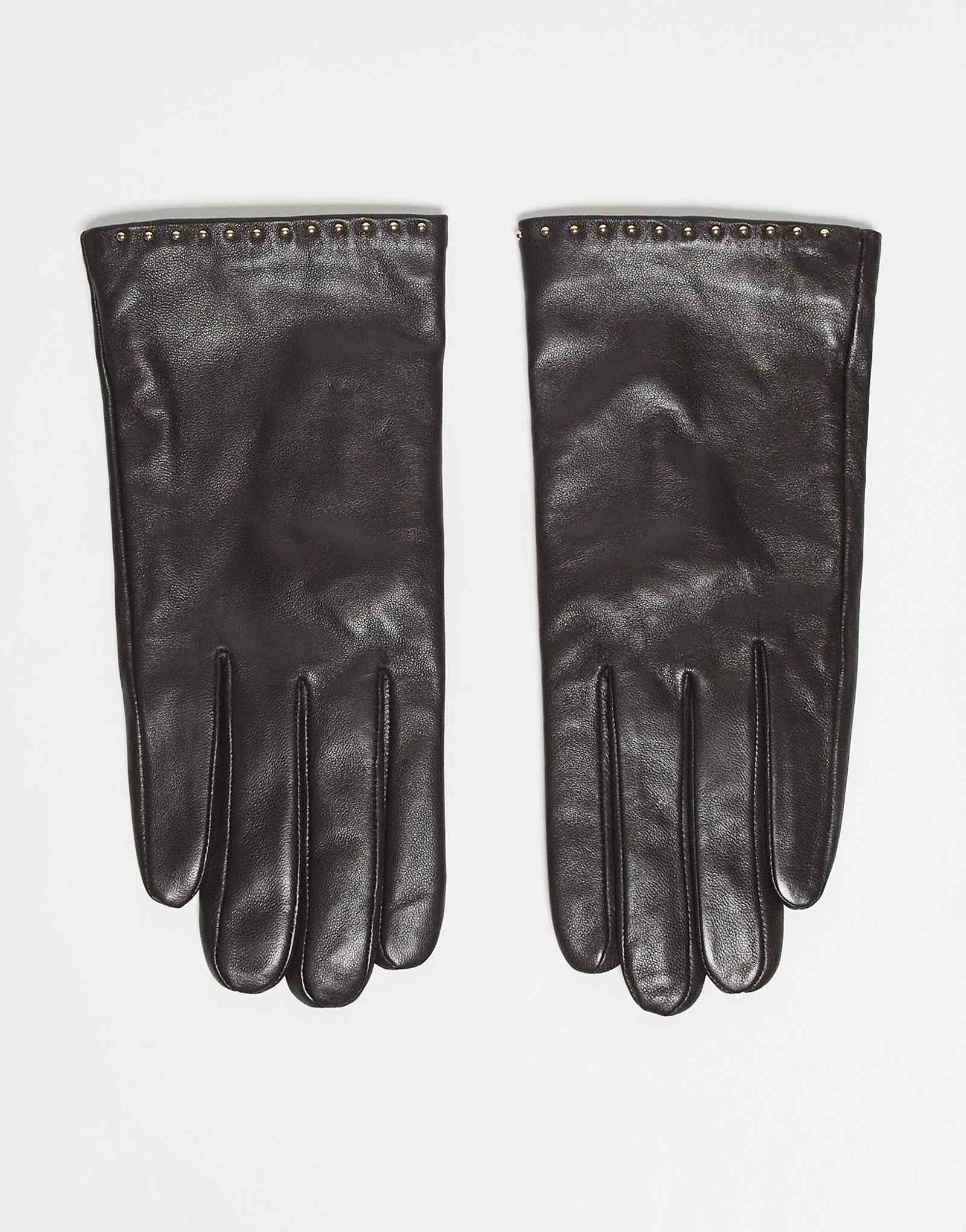 Дополните аксессуарами кожаные перчатки с заклепками коричневого цвета