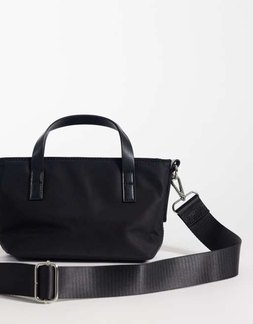 Accessorize – Svart, liten axelremsväska i nylon, 4 av 4