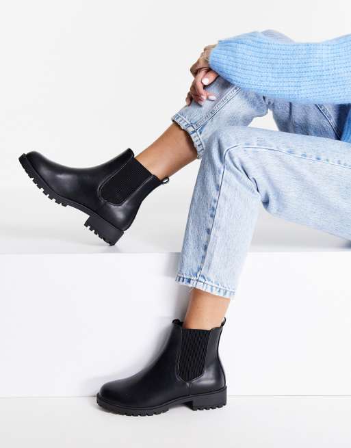 Accessorize – Svarta platta ankelboots med metalldetalj