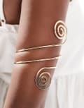 [Accessorize] Accessorize swirl arm cuff in gold No Size GOLD