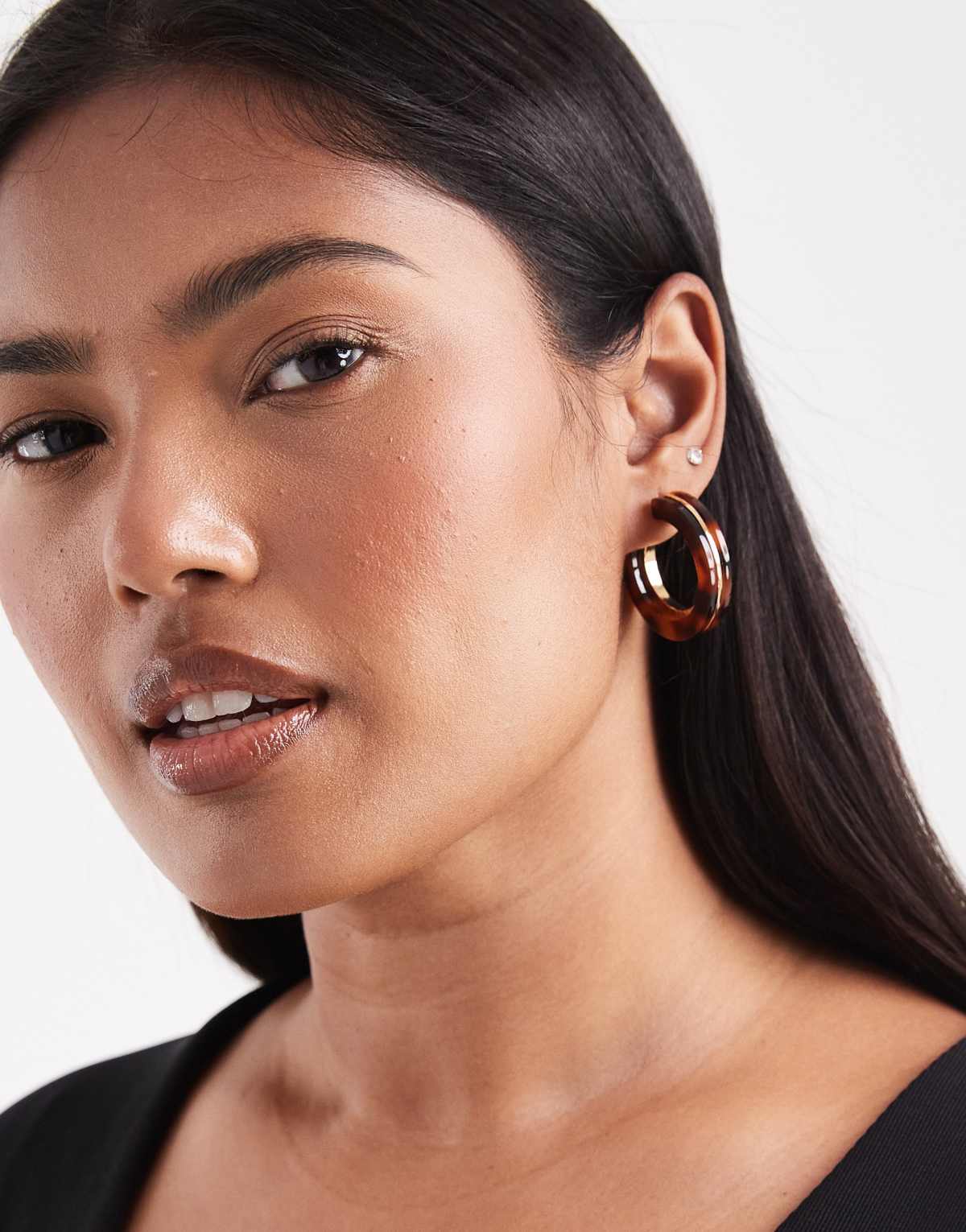 Accessorize tort metal inlay hoop earrings in tortoiseshell