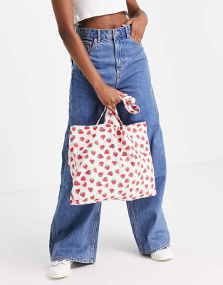 Accessorize tote bag in strawberry print-Multi