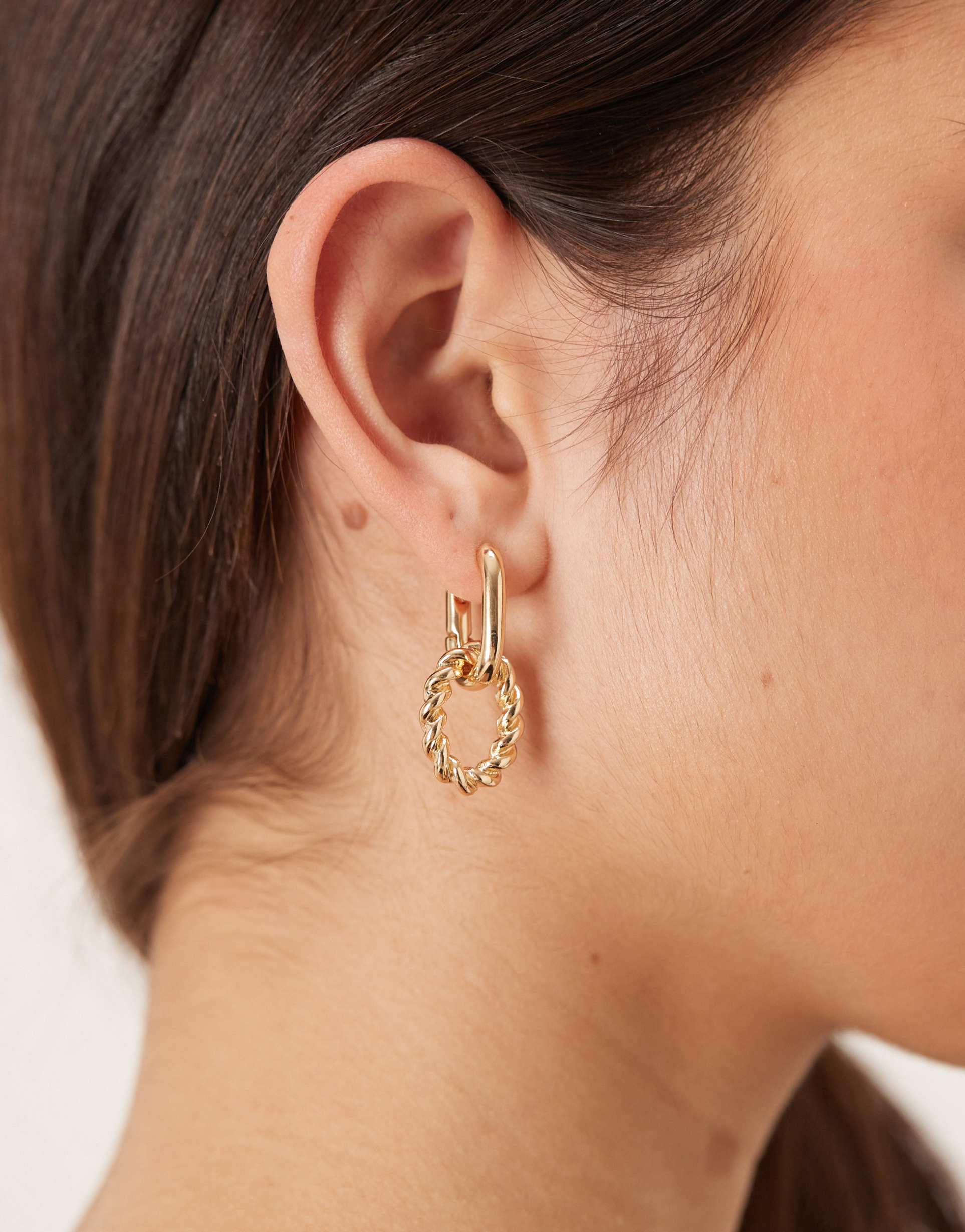 accessorize twisted link short drop earrings in gold
