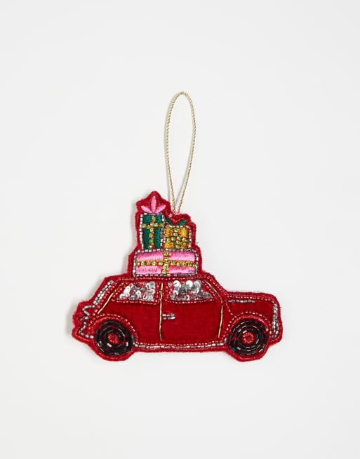Accessorize – Verzierter Weihnachtsbaumschmuck im rotem Auto-Design 