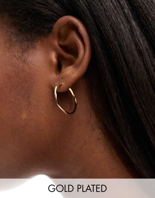 Accessorize - Z Collection - Orecchini a cerchio placcati oro a goccia con design effetto metallo fuso