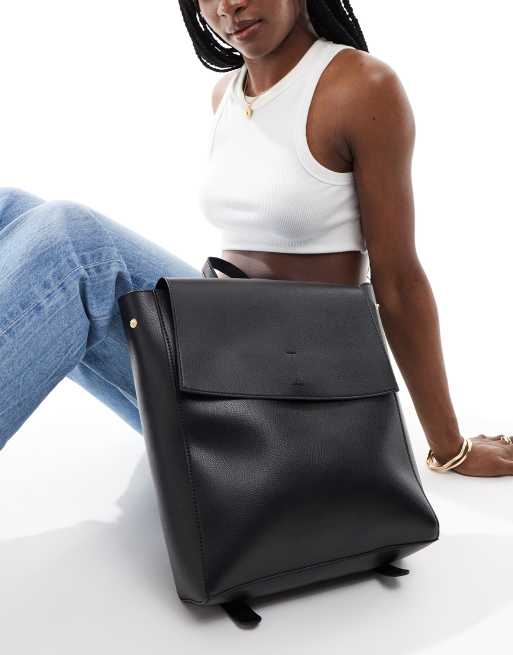 Accessorize Zaino nero con battente ASOS