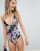 Thumbnail 1 van 4