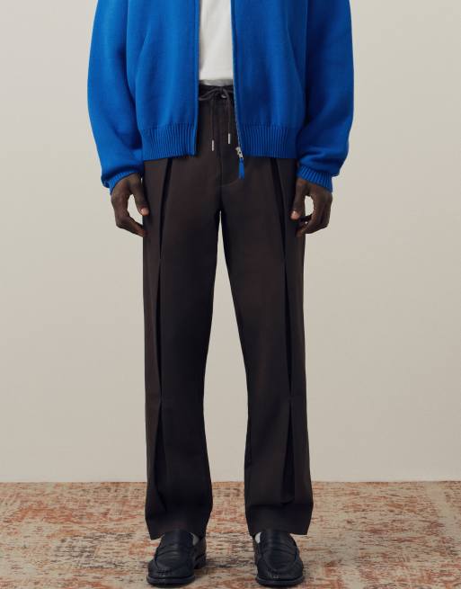 A.Collective box pleat chinos in brown, 5 of 9