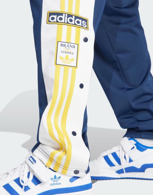 adicolor classics adibreak track pants