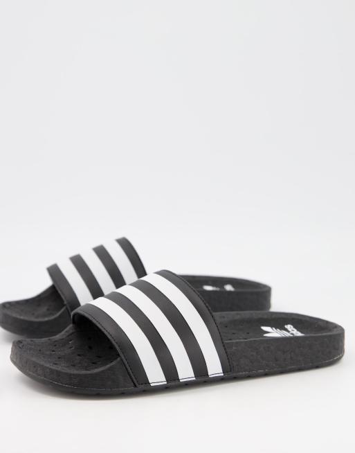 voor mengen Zegevieren adidas Adilette Boost slides in black | ASOS