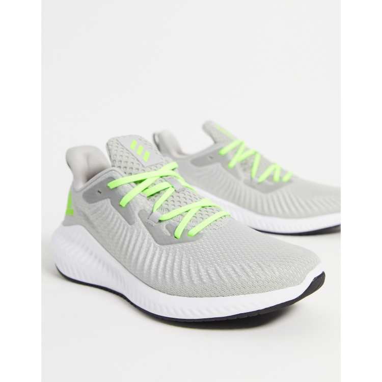 Adidas alphabounce cheap macchie di colore