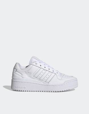 adidas Basketball forum trainers in white - ASOS Price Checker