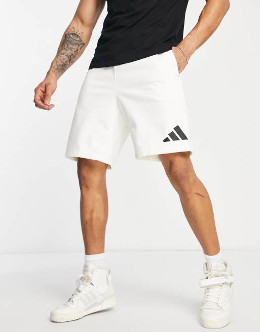 adidas Basketball - James Harden - Shorts i råhvid