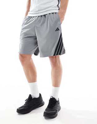 adidas Basketball - Legends - Short de basketball à 3 bandes - Gris