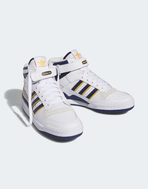 adidas - Basketball - Sneakers in wit en marineblauw, 3 van 4