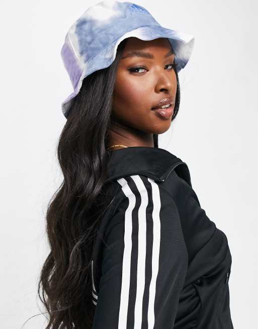 Adidas bucket 2024 hat outfit